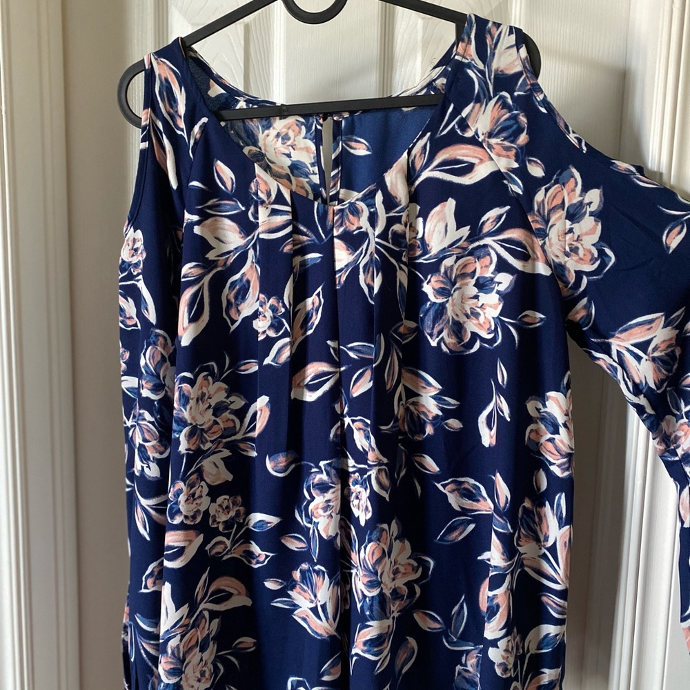 Boutique Blue Floral Top with shoulder cutout